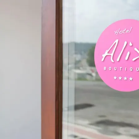 Alix Boutique-2